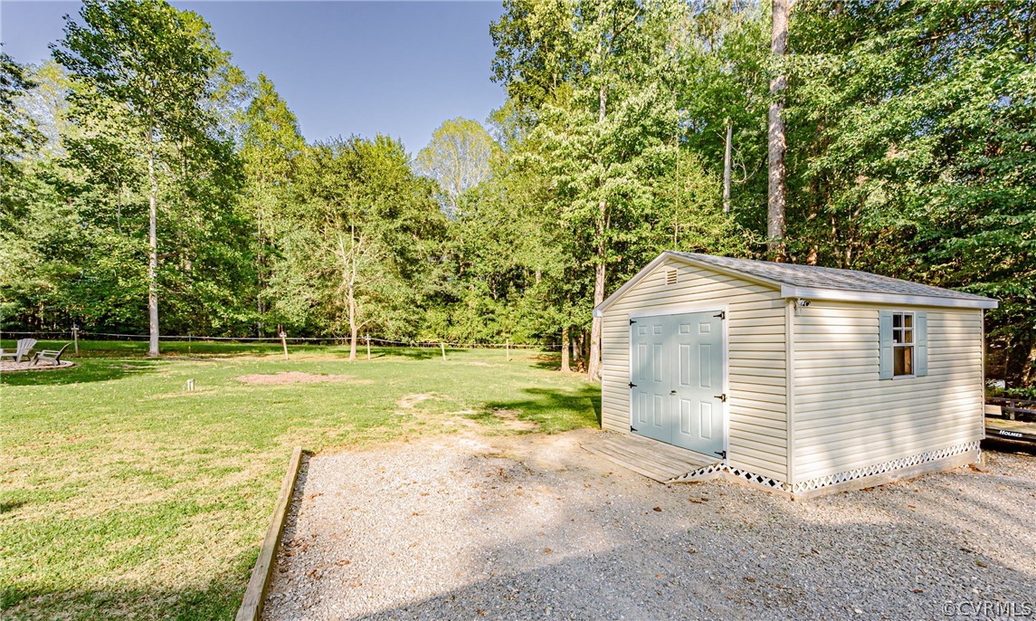 9320 Minnetree Hill Road Providence Forge, VA 23140 - Photo 8 of 50