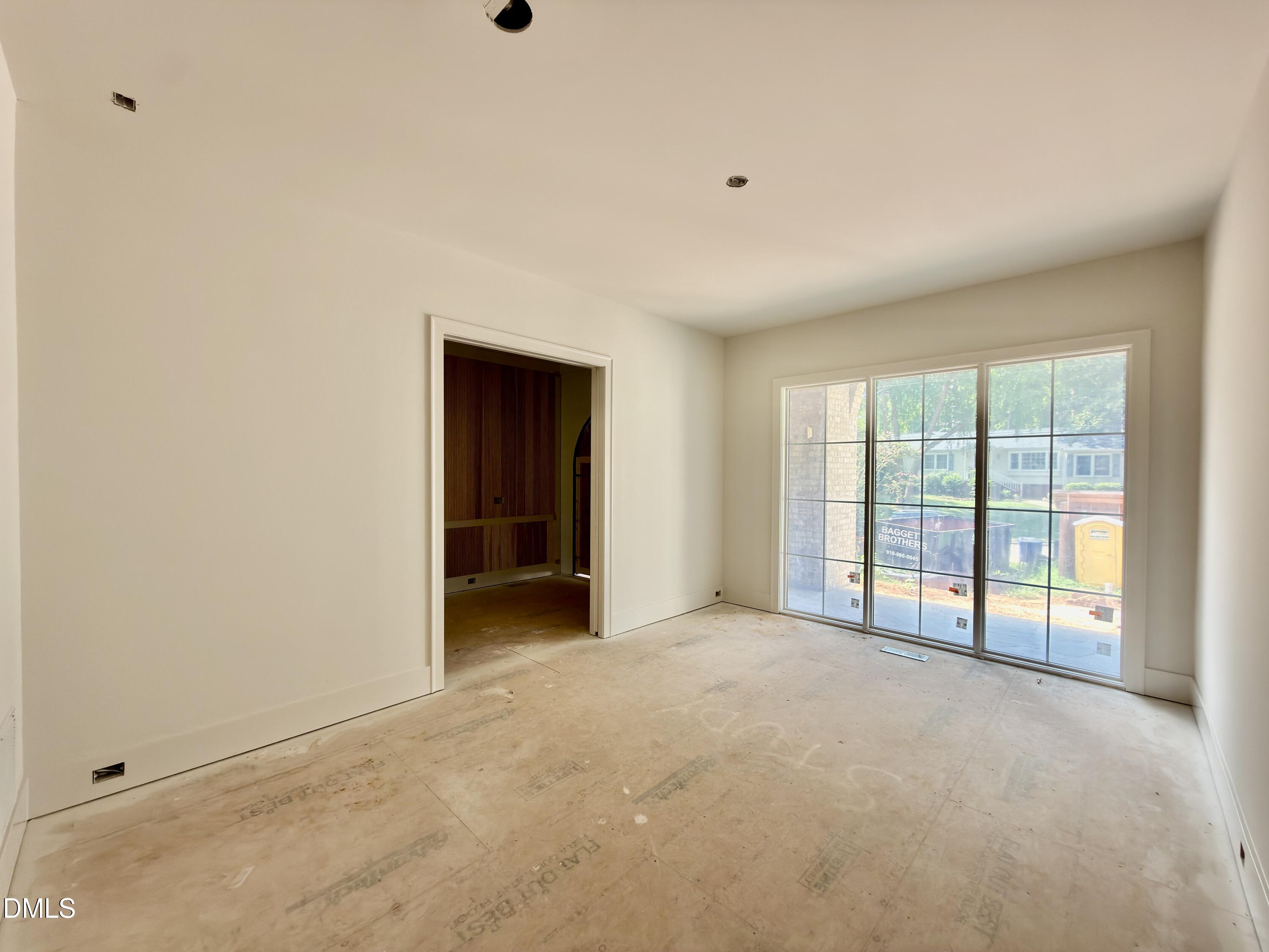 3422 Redbud Lane Raleigh, NC 27607 - Photo 6 of 59 IMG_7533