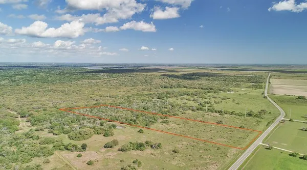$249,483 | 2 Farm Market 530 Edna Tx 77957, Edna, TX 77957