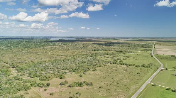 $249,483 | 2 Farm Market 530 Edna Tx 77957, Edna, TX 77957