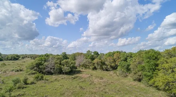 $249,483 | 2 Farm Market 530 Edna Tx 77957, Edna, TX 77957