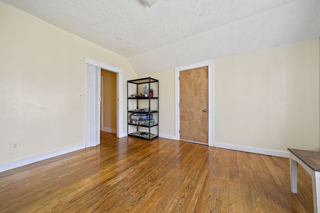 45 May Street Worcester, MA 01610 - Photo 27 of 31