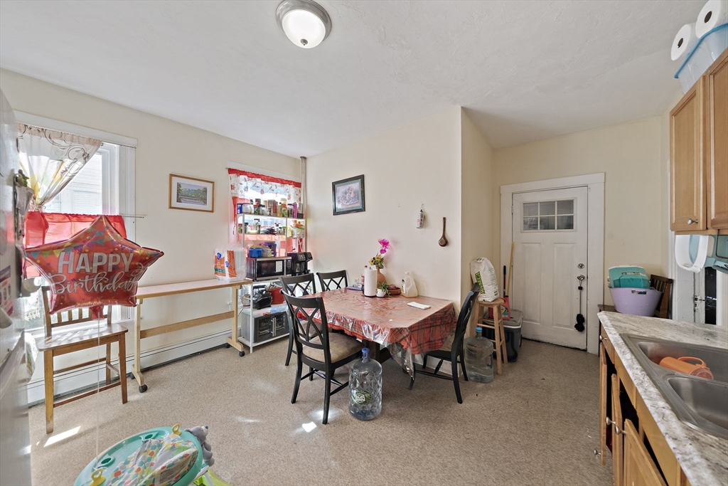 45 May Street Worcester, MA 01610 - Photo 3 of 31