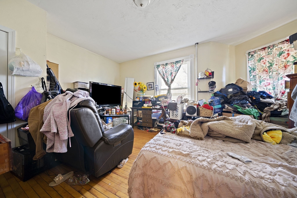 45 May Street Worcester, MA 01610 - Photo 9 of 31