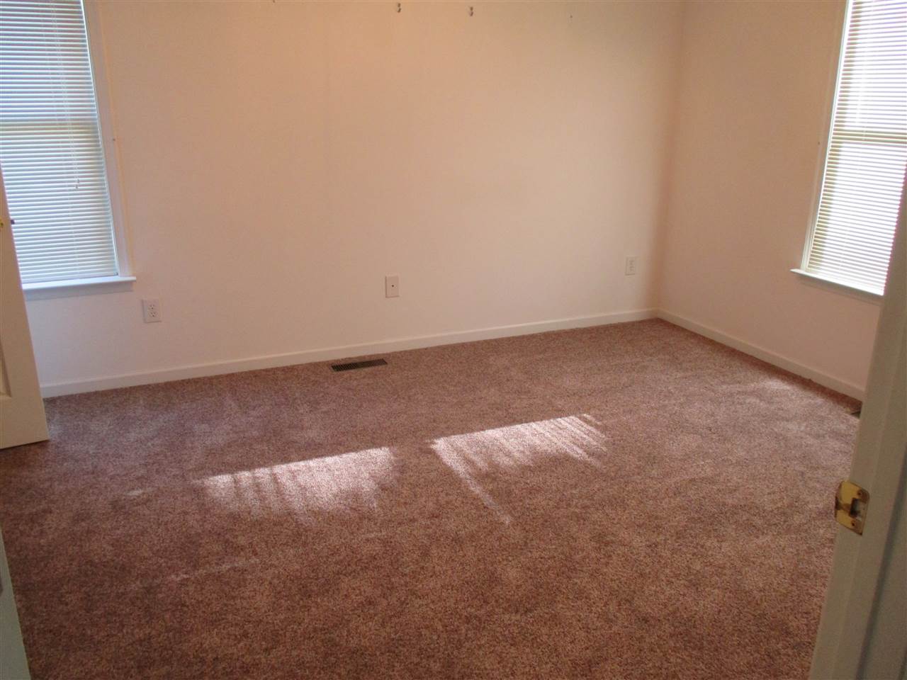 9 Spring Ridge Drive Stuarts Draft, VA 24477 - Photo 8 of 20 Gallery Image 8