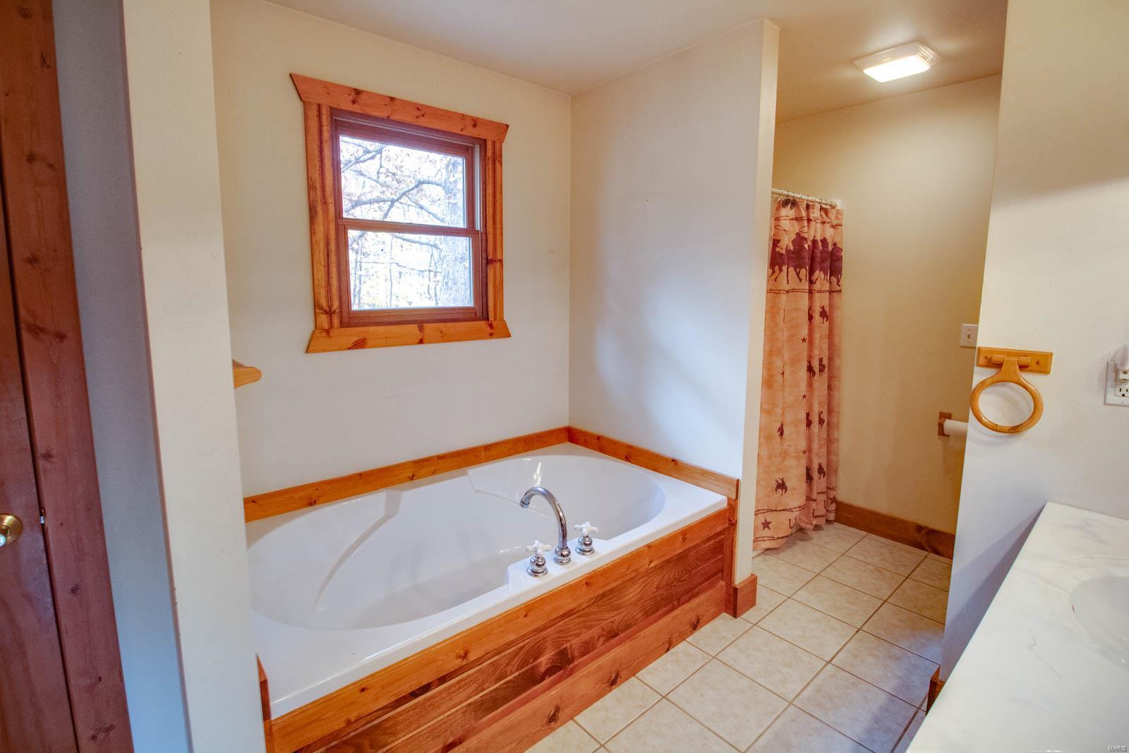 5511 Loop Road Dorsey, IL 62021 - Photo 22 of 65