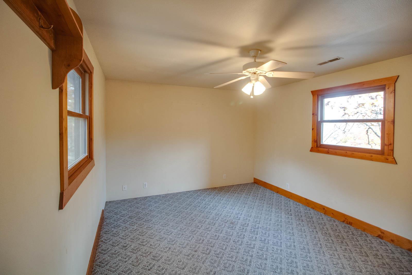 5511 Loop Road Dorsey, IL 62021 - Photo 29 of 65