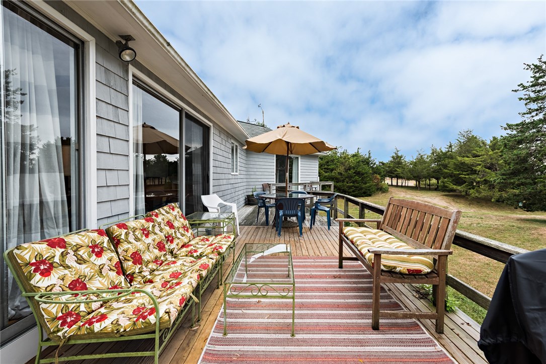 40 Grays Point Road Charlestown, RI 02813 - Photo 10 of 28