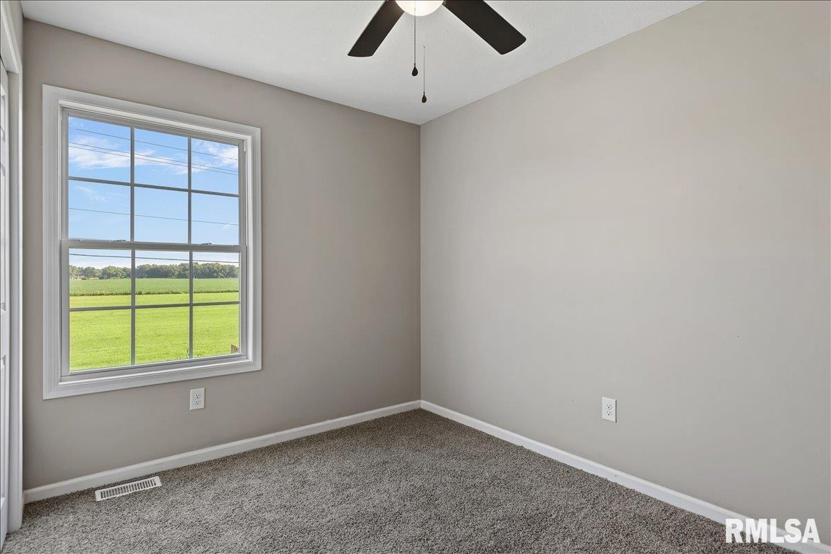 3913 McCormick Drive Springfield, IL 62707 - Photo 15 of 26