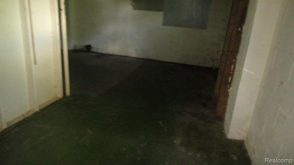 5446 Merritt Road Ypsilanti, MI 48197 - Photo 34 of 36 DSC02851.jpg