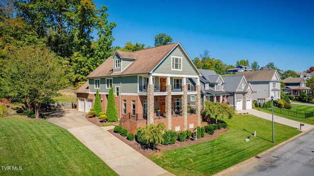 $750,000 | 2338 Edinburgh Channel Road, Kingsport, TN 37664