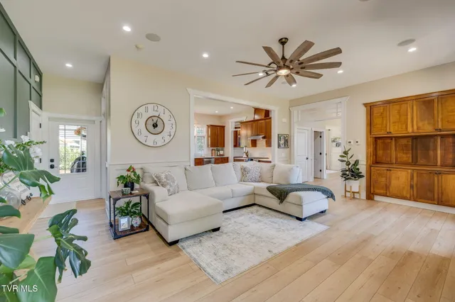 $750,000 | 2338 Edinburgh Channel Road, Kingsport, TN 37664