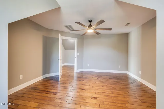 $750,000 | 2338 Edinburgh Channel Road, Kingsport, TN 37664