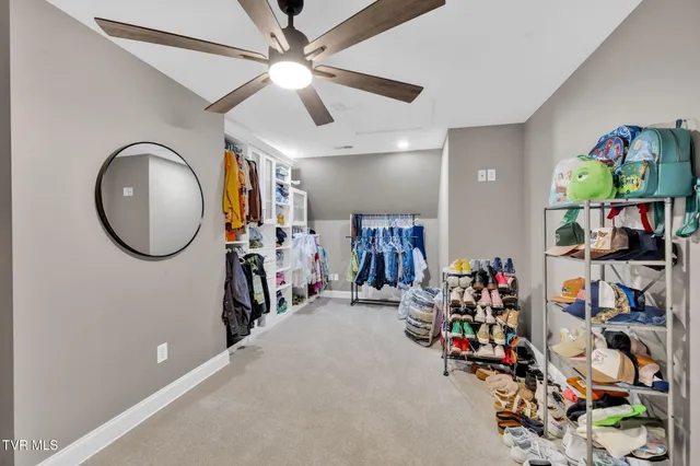 $750,000 | 2338 Edinburgh Channel Road, Kingsport, TN 37664