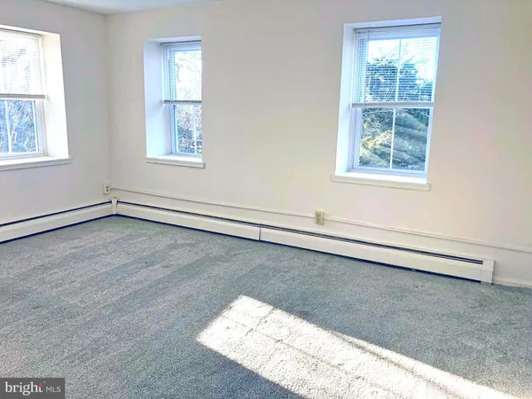 $1,650 | 923 Washington Street, Unit 304, Cape May, NJ 08204