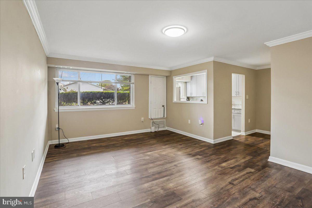 11344 Cherry Hill Road, Unit 101 Beltsville, MD 20705 - Photo 5 of 33