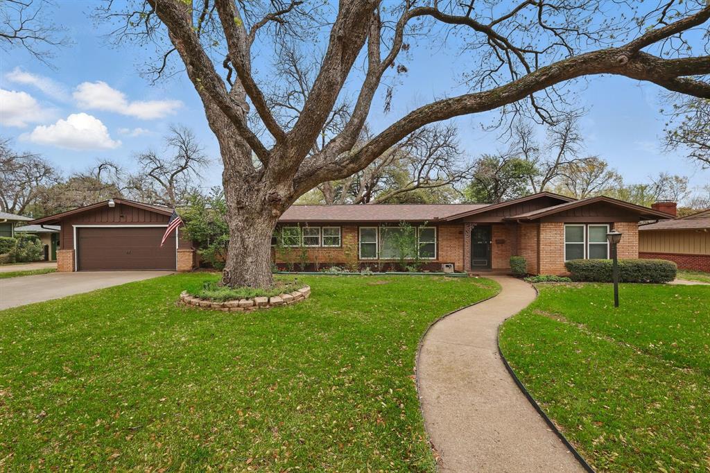 1809 Bever Boulevard Arlington, TX 76013 - Photo 1 of 1