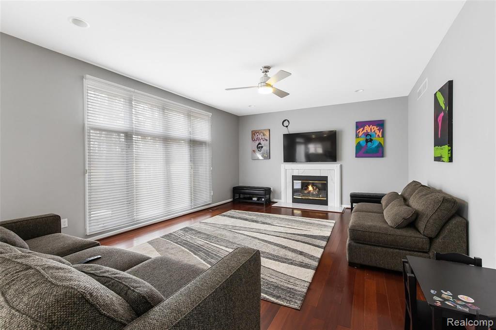 2192 Avon Lake Lane Rochester Hills, MI 48307 - Photo 21 of 51