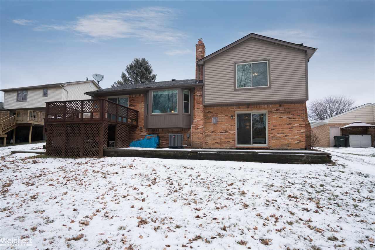 265 Rose Brier Drive Rochester Hills, MI 48309 - Photo 32 of 34