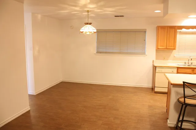 $1,950 | 1316 Carol Ann Drive, Kerrville, TX 78028