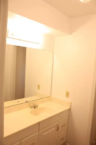 $1,950 | 1316 Carol Ann Drive, Kerrville, TX 78028