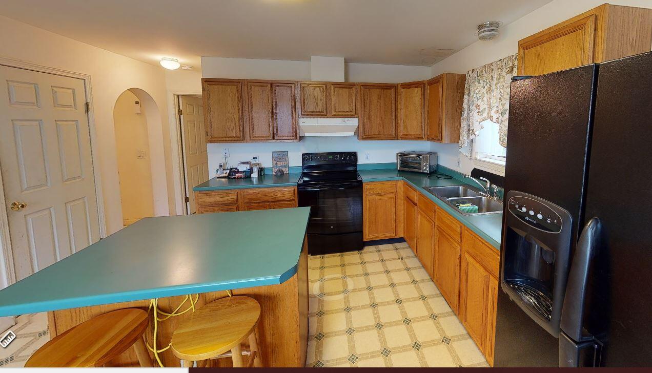 484 Quaker Road Sidney, ME 04330 - Photo 7 of 12 Kitchen 1