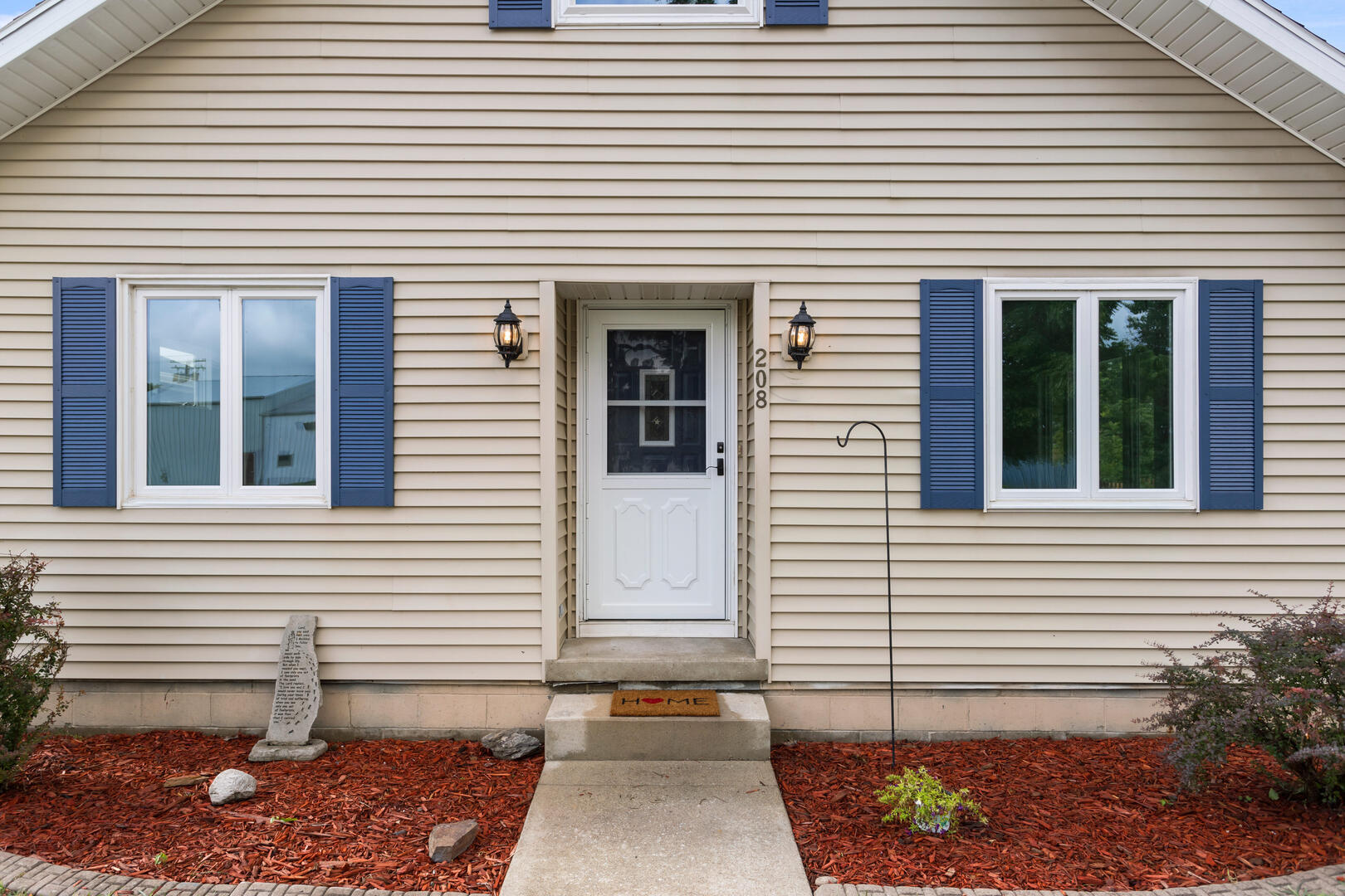 208 Maple Street Ogden, IL 61859 - Photo 2 of 30 a view of a house with a yard