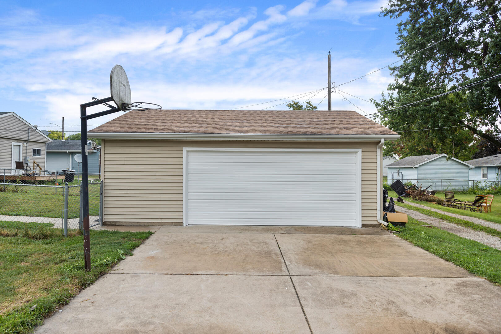 208 Maple Street Ogden, IL 61859 - Photo 28 of 30 a front view of a house with a yard