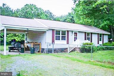 129 Rolando Drive Colonial Beach, VA 22443 - Photo 2 of 15 Exterior (Front)
