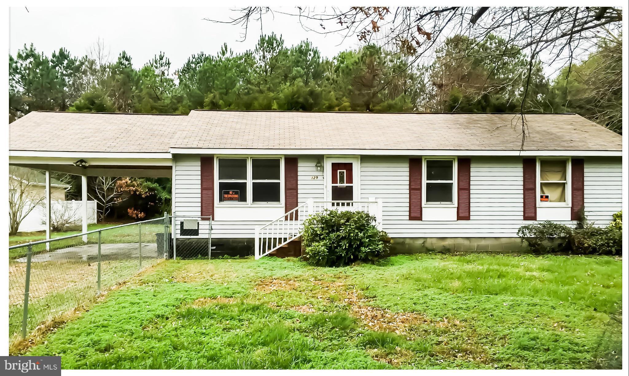 129 Rolando Drive Colonial Beach, VA 22443 - Photo 4 of 15 Front of Home