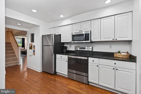 $399,900 | 104 Woodside Road, Unit A102, Haverford, PA 19041