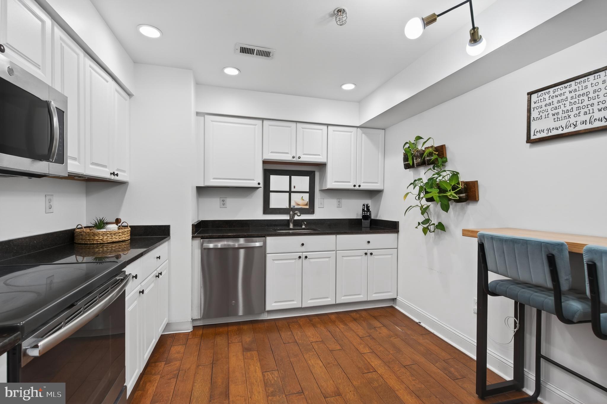 104 Woodside Road, Unit A102 Haverford, PA 19041 - Photo 17 of 46