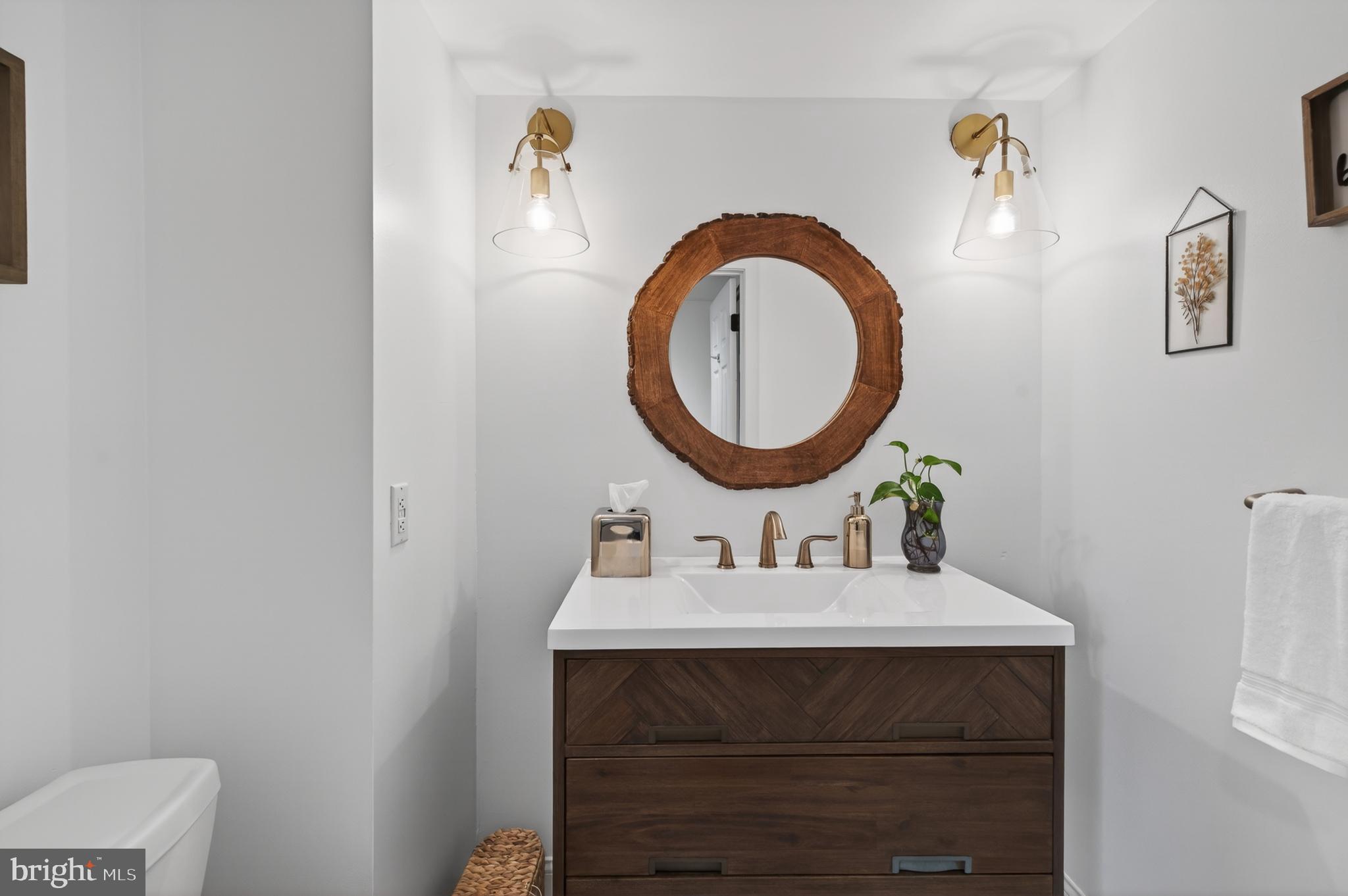 104 Woodside Road, Unit A102 Haverford, PA 19041 - Photo 20 of 46 Modern Half Bath