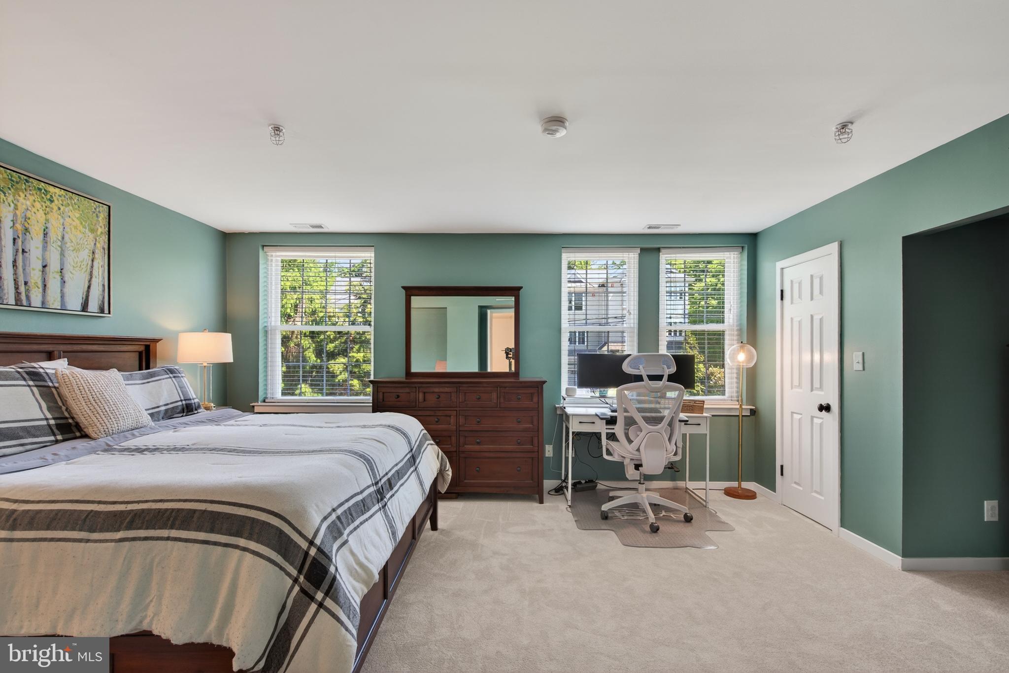 104 Woodside Road, Unit A102 Haverford, PA 19041 - Photo 25 of 46 Spacious for desk