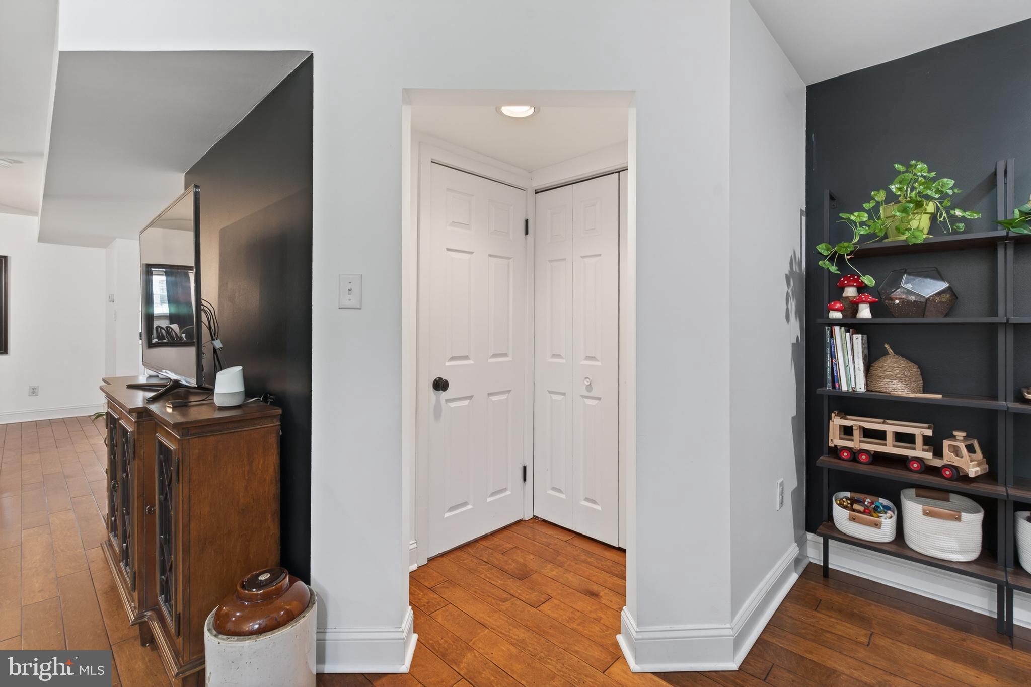 104 Woodside Road, Unit A102 Haverford, PA 19041 - Photo 4 of 46 Foyer Entrance w Half Bath