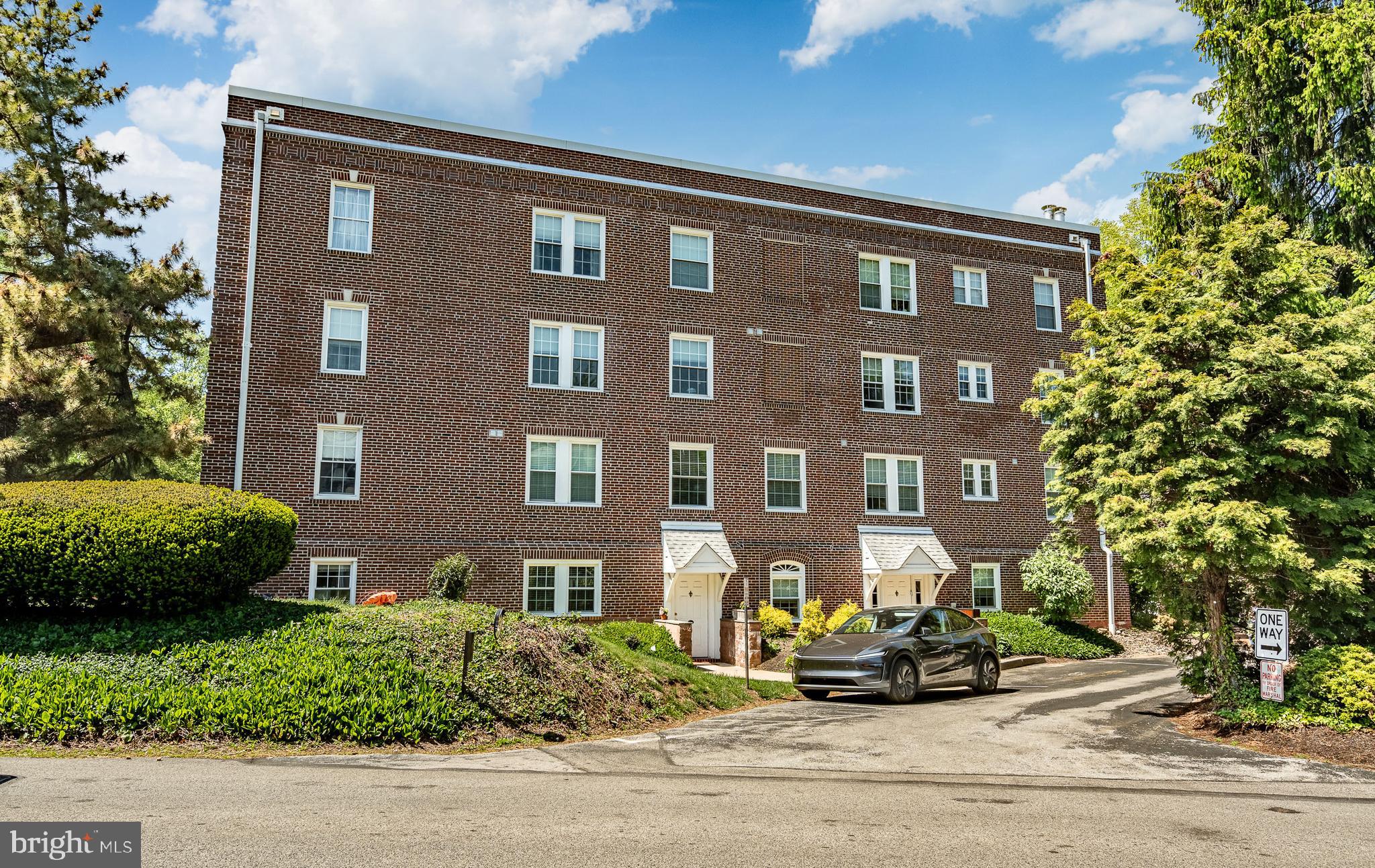 104 Woodside Road, Unit A102 Haverford, PA 19041 - Photo 41 of 46 Private Entrance