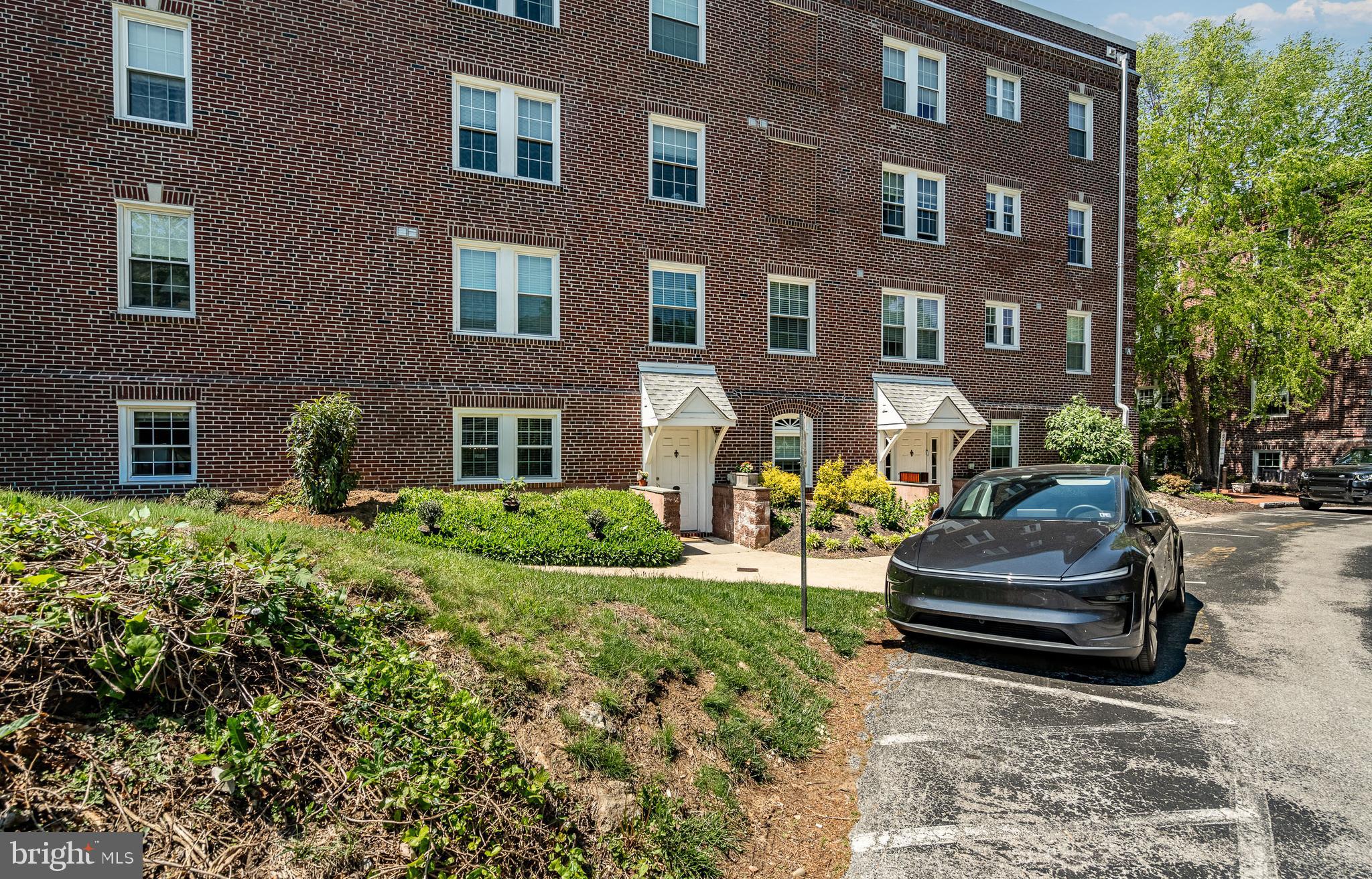 104 Woodside Road, Unit A102 Haverford, PA 19041 - Photo 42 of 46 Private Entrance