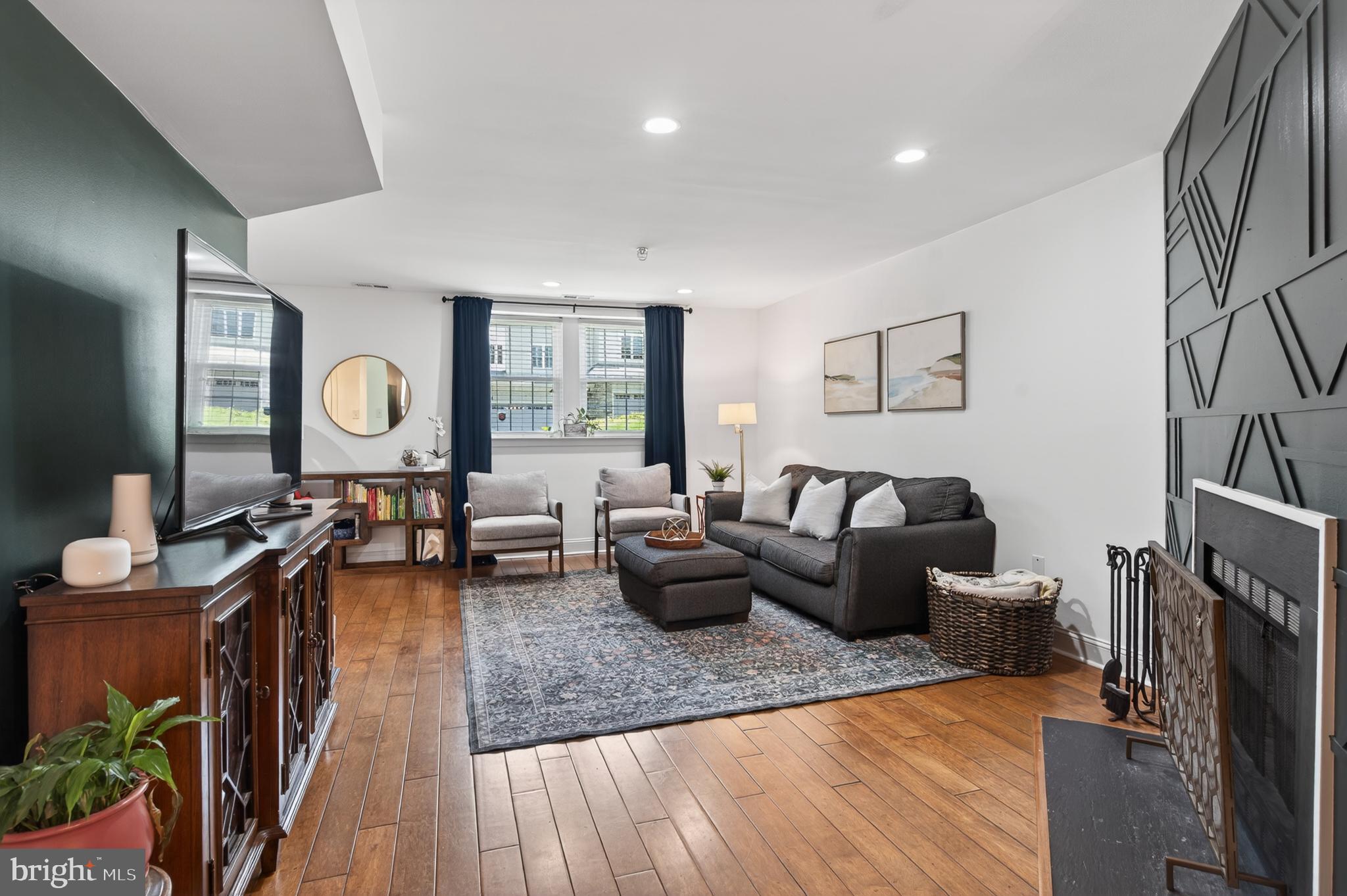 104 Woodside Road, Unit A102 Haverford, PA 19041 - Photo 6 of 46 Living Room