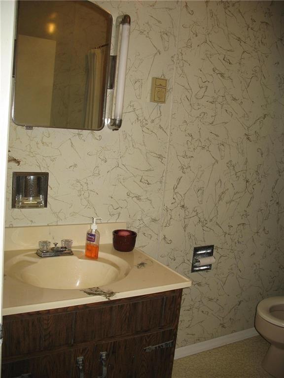 6203 Davidson Road Jamestown, PA 16134 - Photo 5 of 10 Gallery Image 5