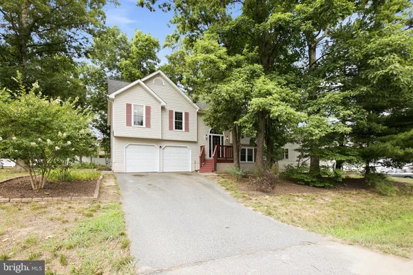 $450,000 | 10608 Crestwood Drive, Spotsylvania, VA 22553