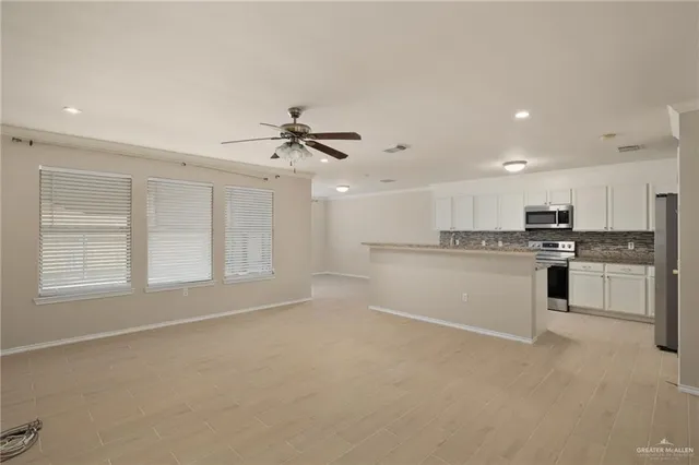 $2,000 | 2117 Andrea Avenue, Edinburg, TX 78539