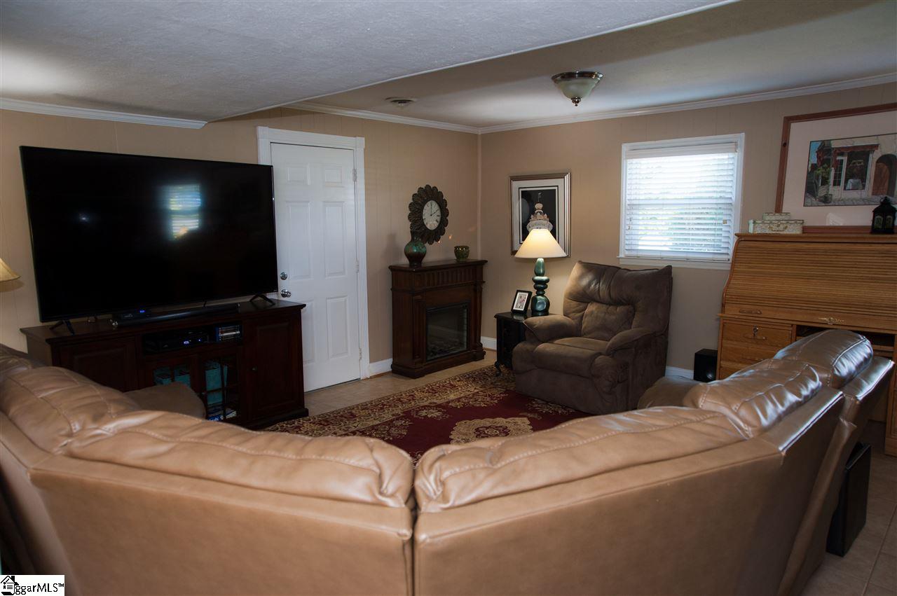102 Rockmont Road Easley, SC 29640 - Photo 24 of 27