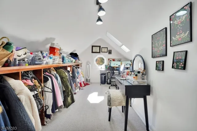 $790,000 | 180 Highfield Lane, Nutley, NJ 07110