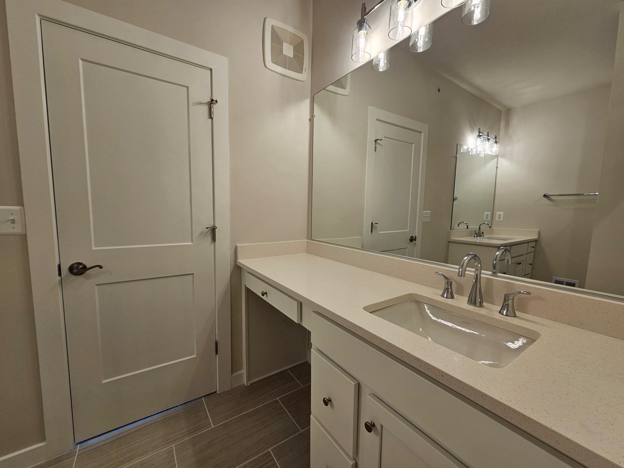 13721 Cobble Loop Woodbridge, VA 22193 - Photo 17 of 27 Separate vanities in primary bathroom.