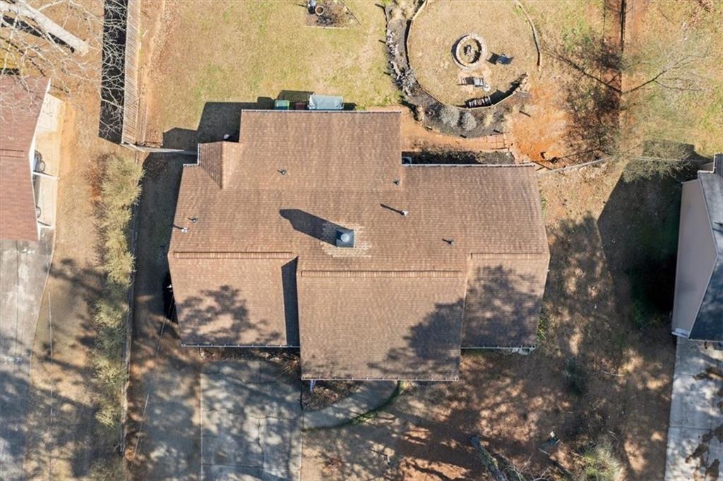 5329 Memorial Lane Southwest Powder Springs, GA 30127 - Photo 3 of 25