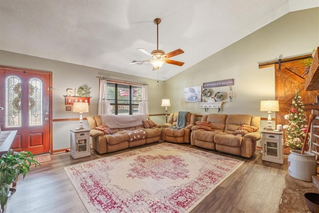 5329 Memorial Lane Southwest Powder Springs, GA 30127 - Photo 4 of 25