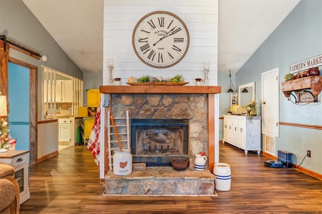 5329 Memorial Lane Southwest Powder Springs, GA 30127 - Photo 6 of 25