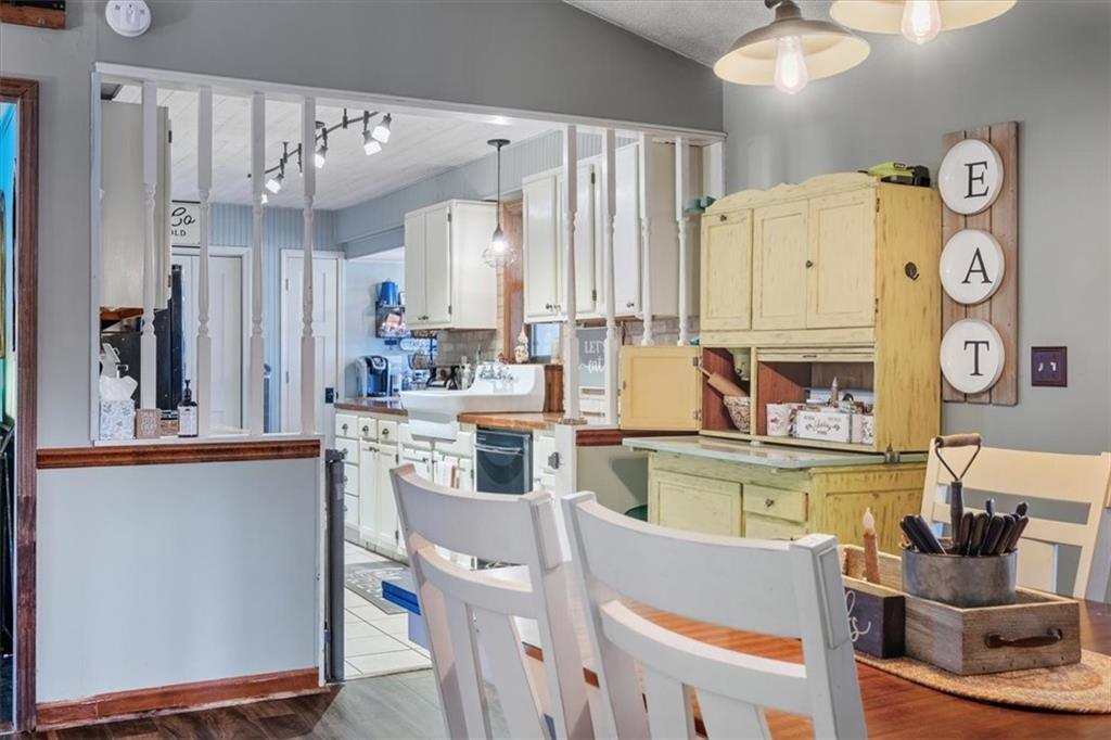 5329 Memorial Lane Southwest Powder Springs, GA 30127 - Photo 9 of 25