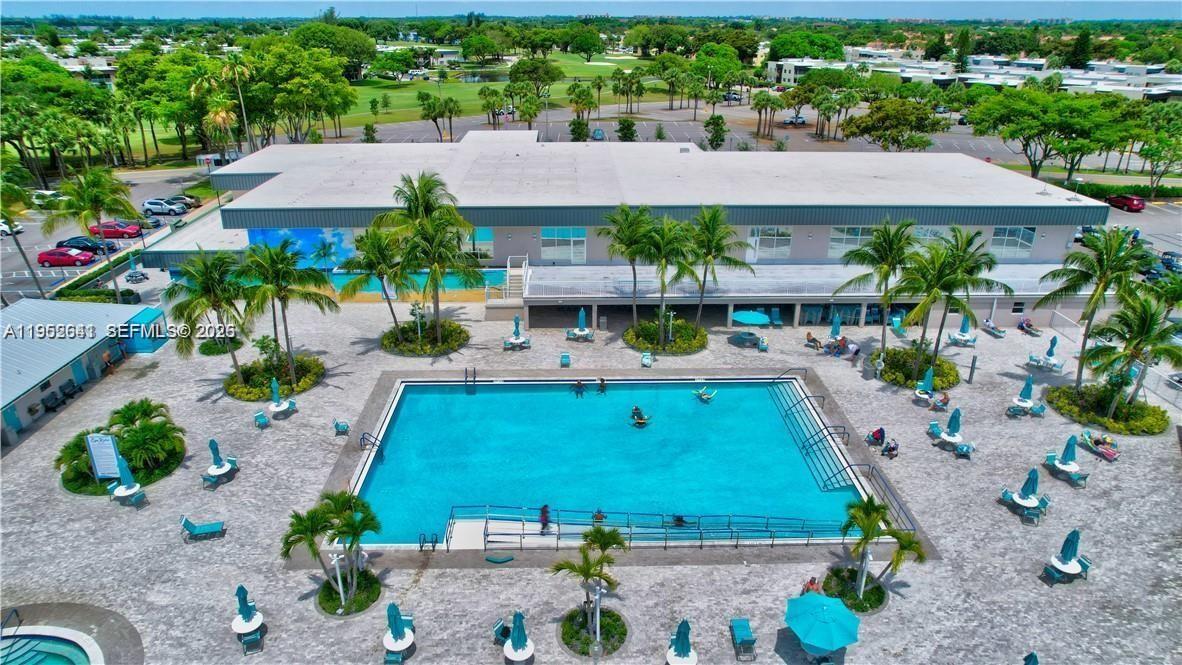756 Flanders P Delray Beach, Unit 756 Delray Beach, FL 33484 - Photo 37 of 46 an aerial view of a house