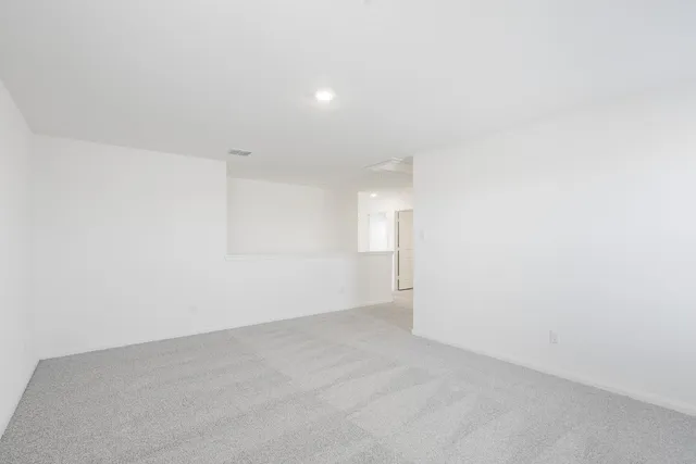 $347,900 | 120 Paria Court, Jarrell, TX 76537